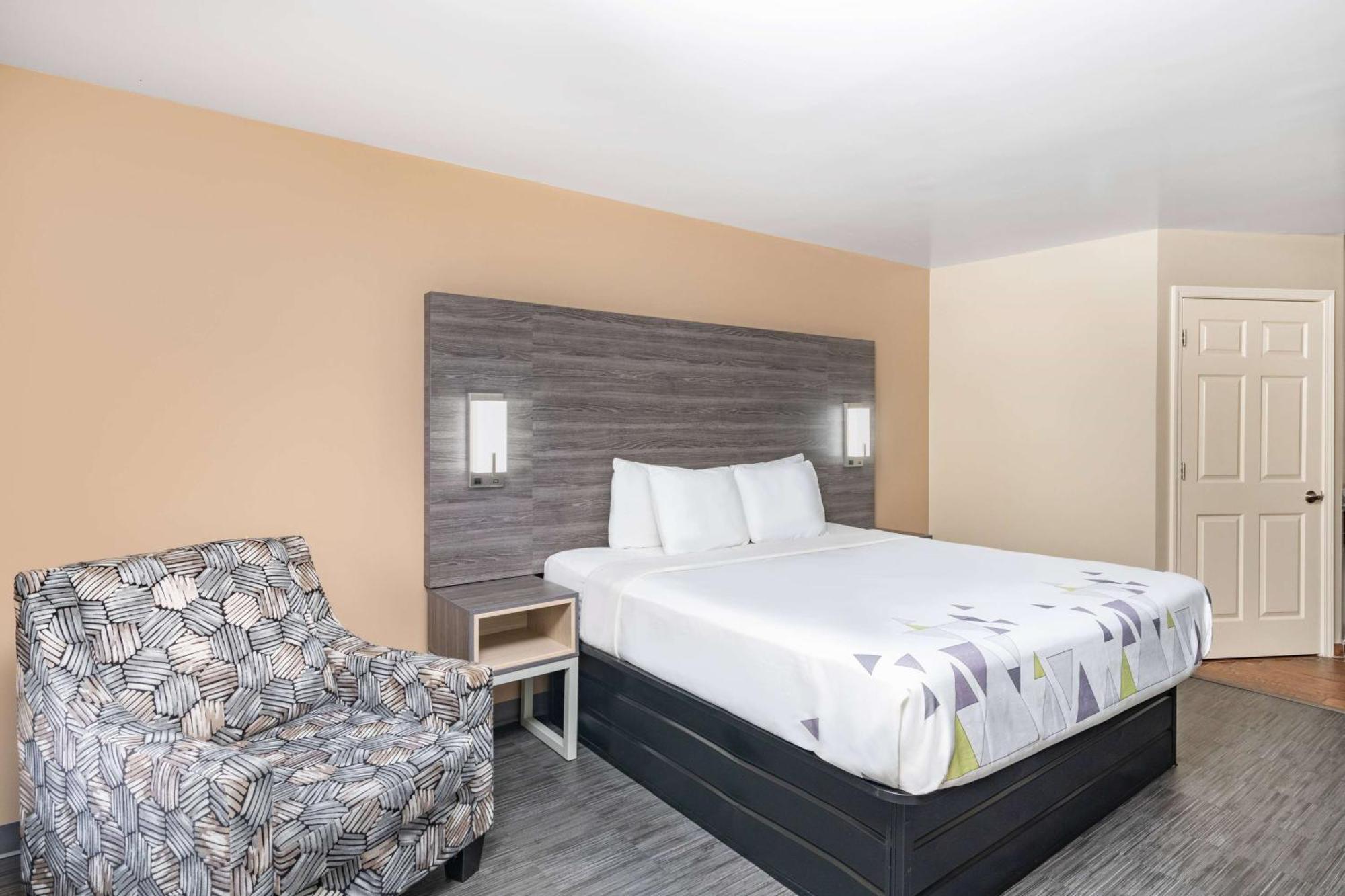 Baymont By Wyndham Commerce Ga Near Tanger Outlets Mall Екстер'єр фото