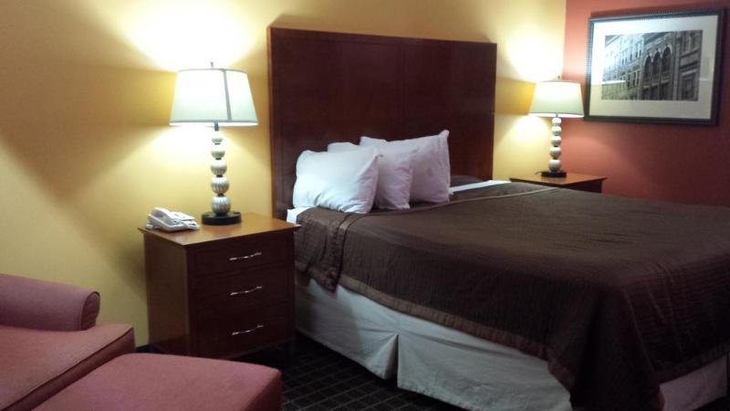 Baymont By Wyndham Commerce Ga Near Tanger Outlets Mall Екстер'єр фото